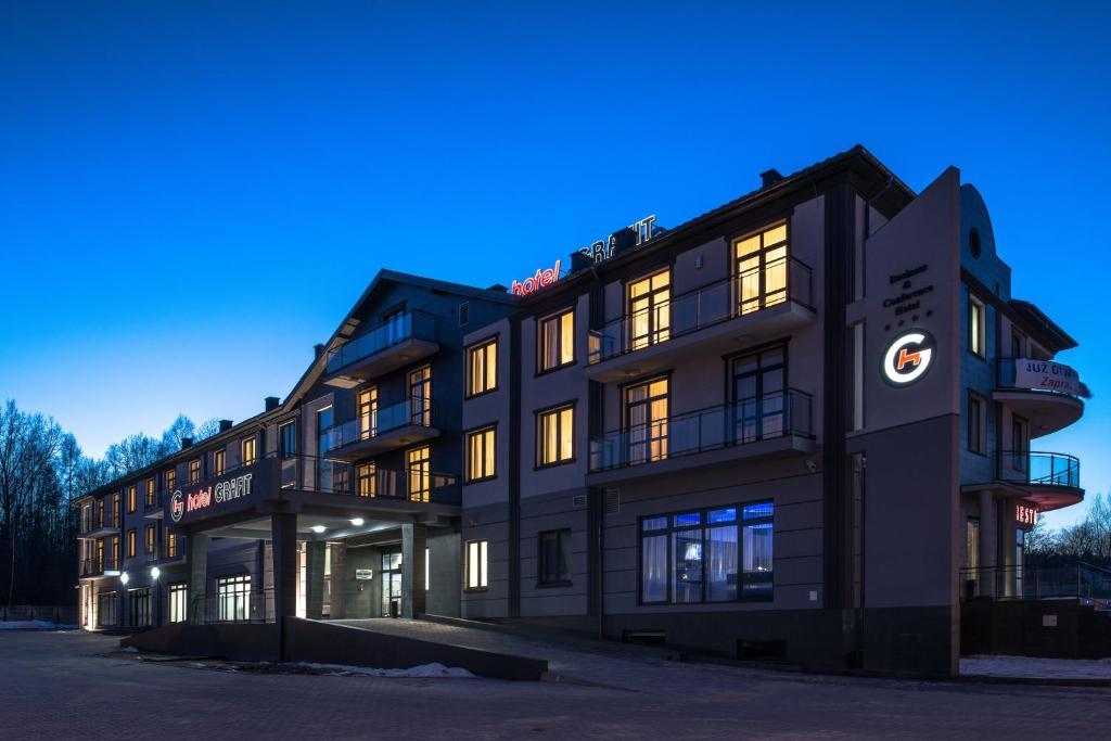 Hotel Grafit Kostomloty Pierwsze Екстериор снимка