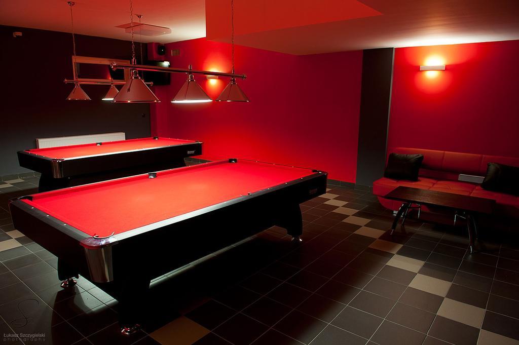 Hotel Grafit Kostomloty Pierwsze Екстериор снимка